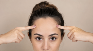 Top Beauty Tricks to Make Your Forehead Look Smaller